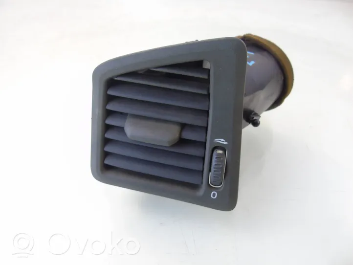 Volvo V70 Rejilla de ventilación central del panel 3409373