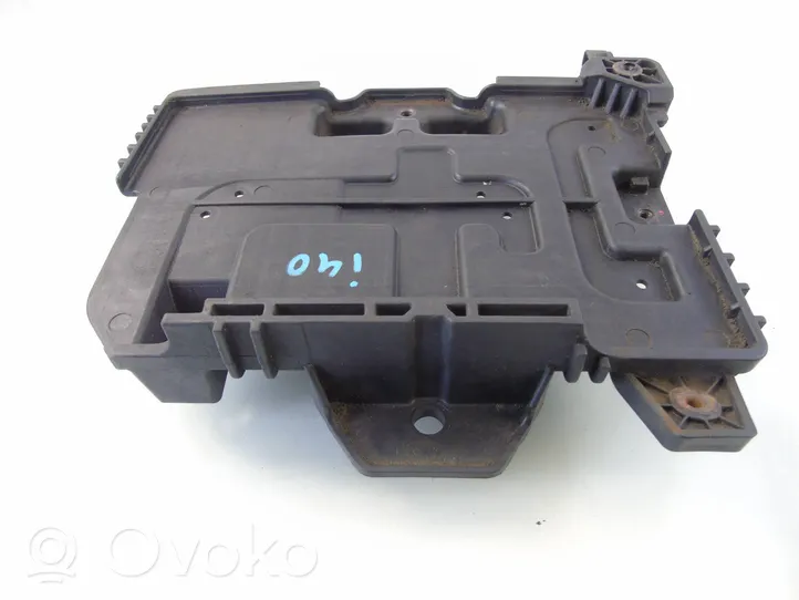 Hyundai i40 Vassoio scatola della batteria 37150-3Z000