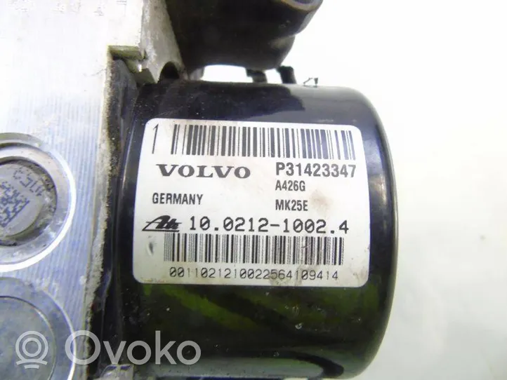 Volvo V70 ABS-pumppu P31423347