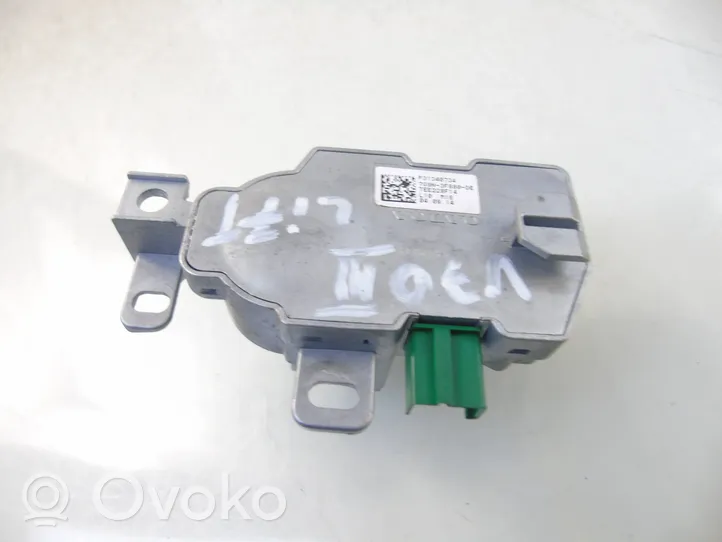 Volvo V70 Blocchetto del volante 31340734