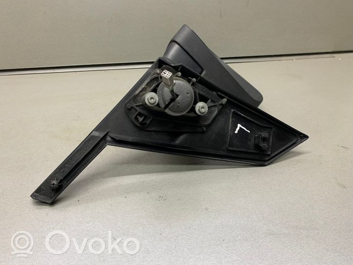 Mitsubishi Colt Elektryczne lusterko boczne drzwi przednich 232636029