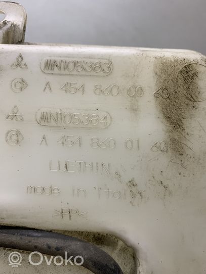 Mitsubishi Colt Serbatoio/vaschetta liquido lavavetri parabrezza MN105384