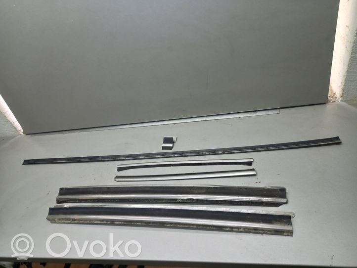 Volvo 740 Rear glass trim 