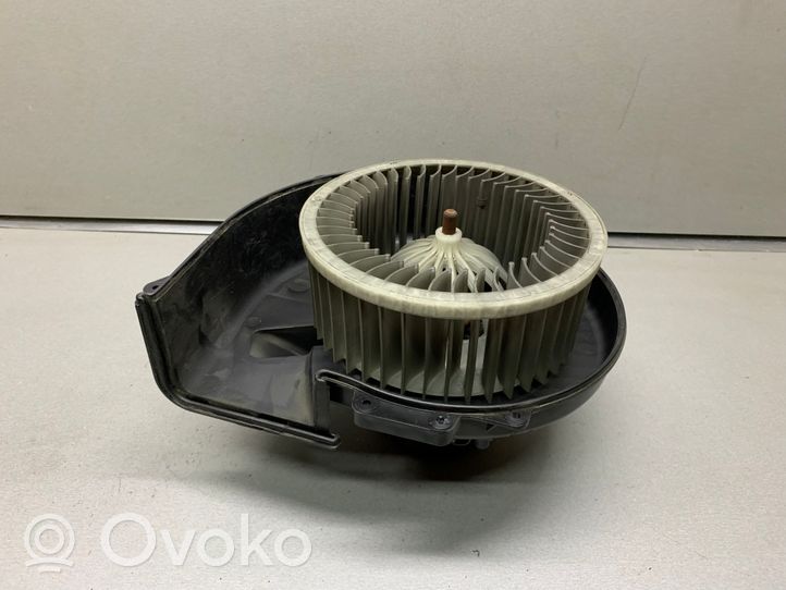 Volkswagen Polo IV 9N3 Ventola riscaldamento/ventilatore abitacolo 6Q1819015G