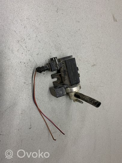 Opel Corsa C Solenoidinis vožtuvas 72190339