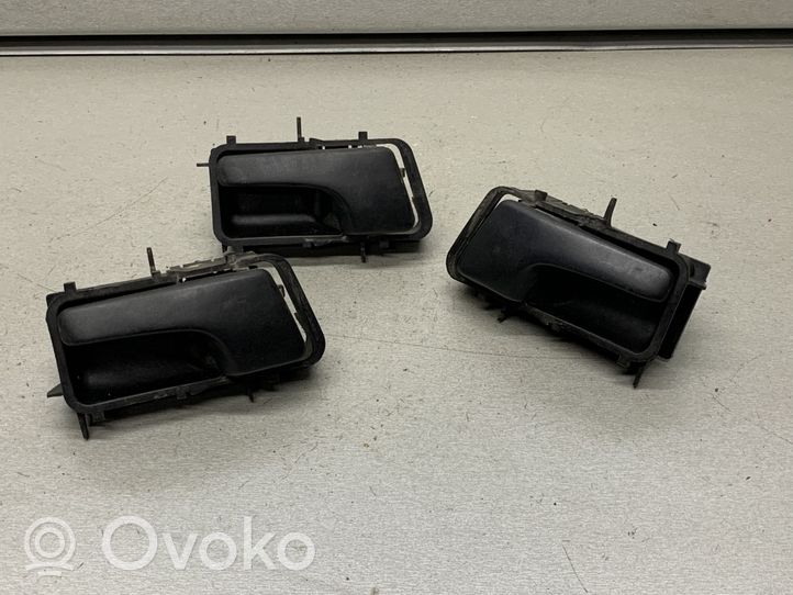 Volkswagen PASSAT B3 Rankenėlė atidarymo vidinė 357837235