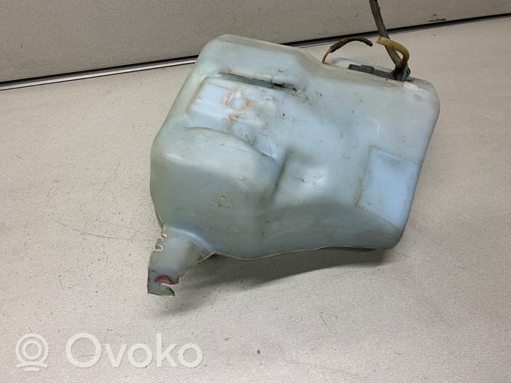 Volkswagen PASSAT B3 Serbatoio/vaschetta liquido lavavetri parabrezza 357955453B