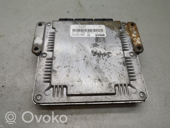 Renault Laguna II Sterownik / Moduł ECU 0281011324