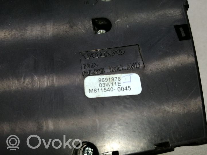 Volvo S60 Panel klimatyzacji 8691876