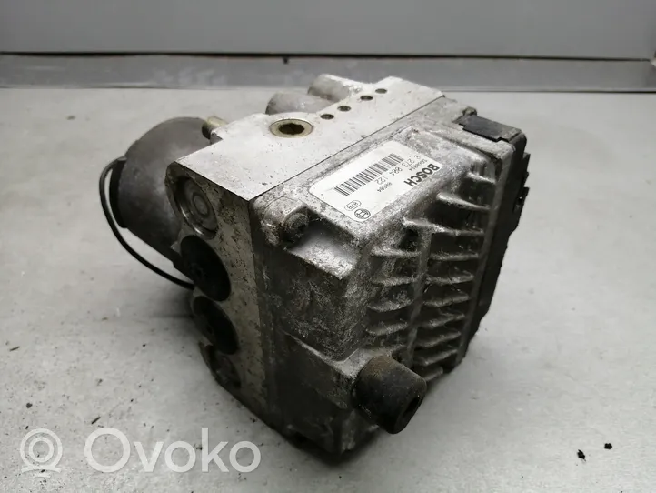 Mitsubishi Carisma ABS Blokas MB950399