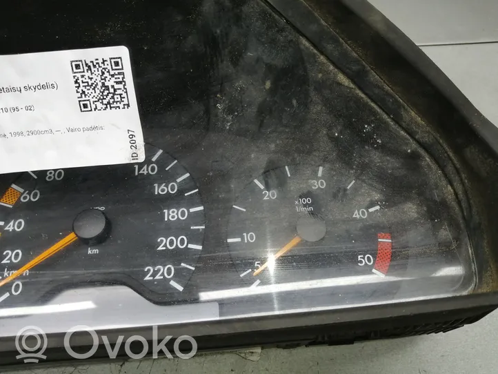 Mercedes-Benz E W210 Tachimetro (quadro strumenti) 2105401248