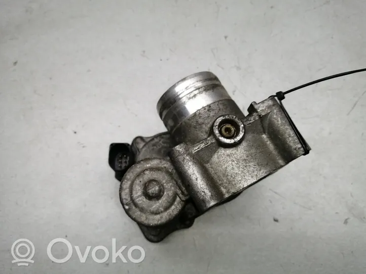 Volkswagen Polo IV 9N3 Throttle valve 03D133062E