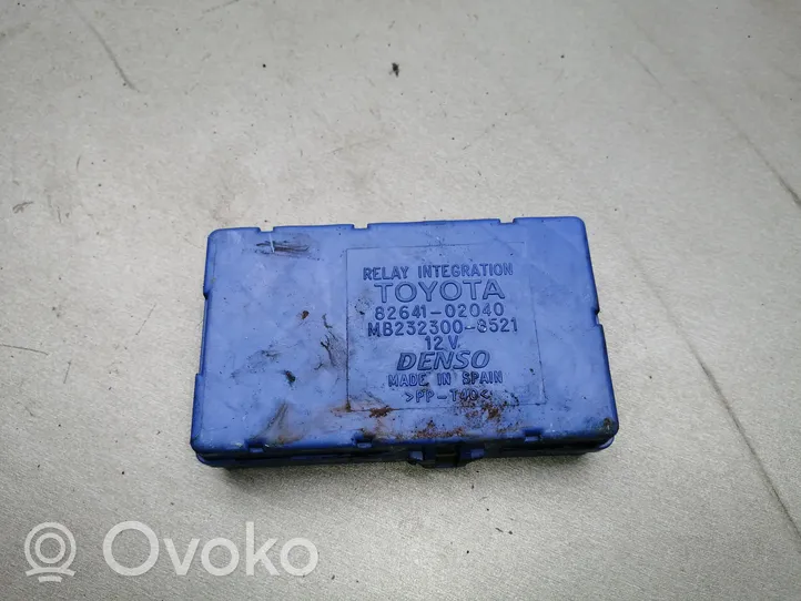 Toyota Corolla E120 E130 Sonstige Steuergeräte / Module 8264102040