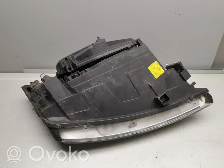 Ford Mondeo Mk III Faro delantero/faro principal 0301174201