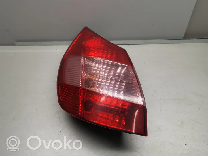 Renault Scenic II -  Grand scenic II Rear/tail lights 085511937