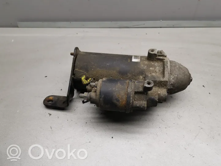 Opel Zafira A Starter motor 