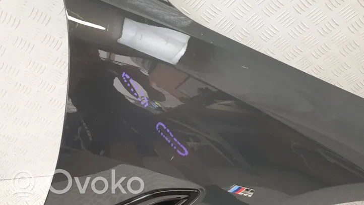 BMW 8 G15 Błotnik przedni 