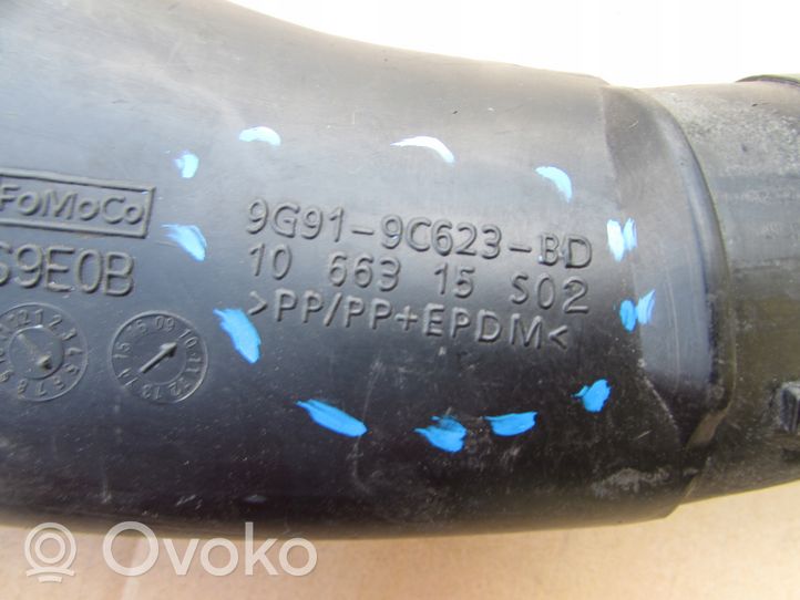 Ford Mondeo MK IV Część rury dolotu powietrza 9G919C623BDAD