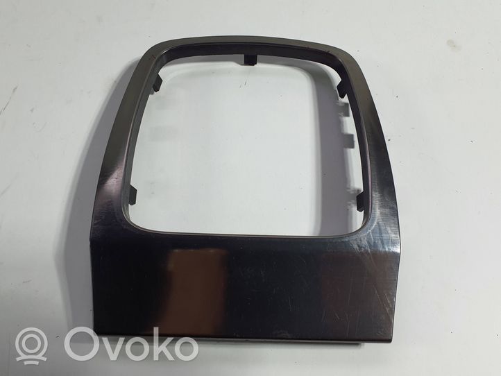 Ford Mondeo MK IV Rivestimento in plastica cornice della leva del cambio 7S71A044H82