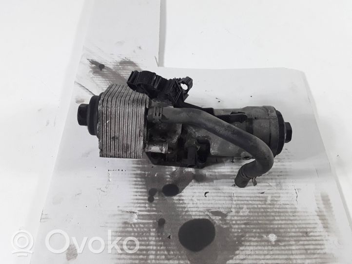 Volkswagen Touran I Dzinēja eļļas radiators 045115389E