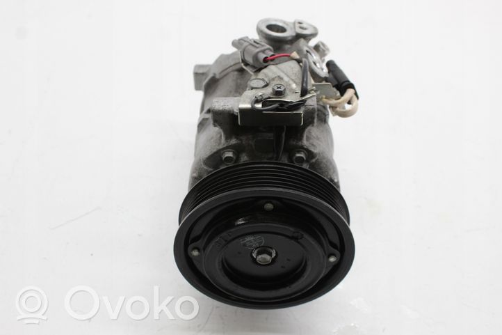 Infiniti Q30 Ilmastointilaitteen kompressorin pumppu (A/C) 926005DA1A