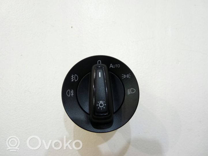 Skoda Karoq Light switch 565941431C