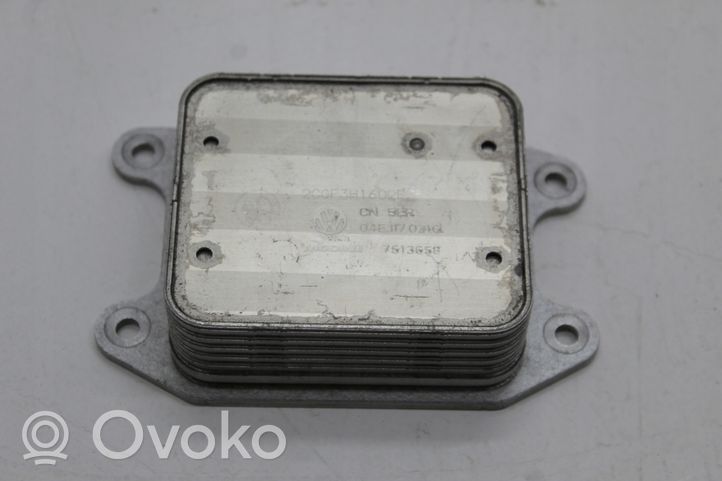 Volkswagen Golf Sportsvan Radiatore dell’olio del motore 04E117021G