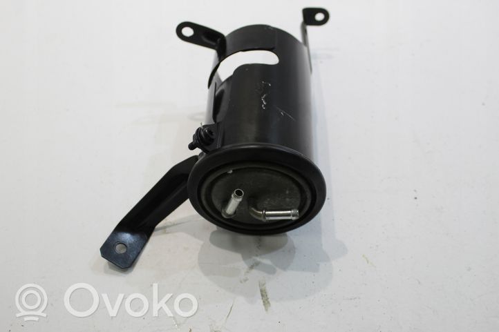 Volkswagen Fox Polttoainesuodattimen kiinnikkeen pidike 5Z0130380A