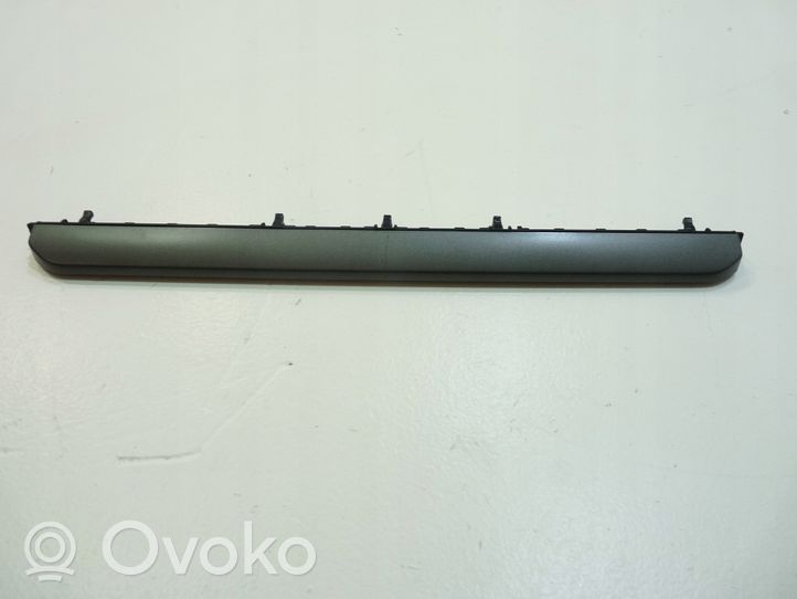 Skoda Karoq Rivestimento del pannello 57B858418A