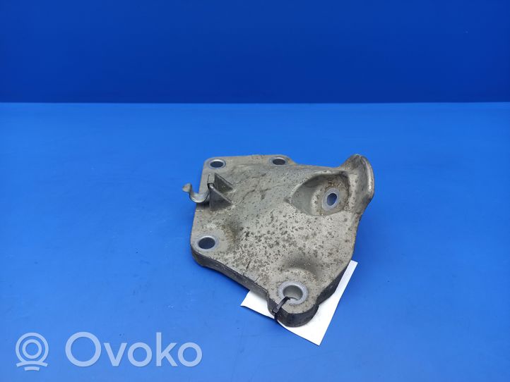 BMW 6 E63 E64 Engine mounting bracket 6768521