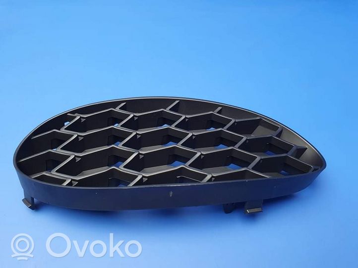 Toyota Aygo AB10 Grille antibrouillard avant 814810H010