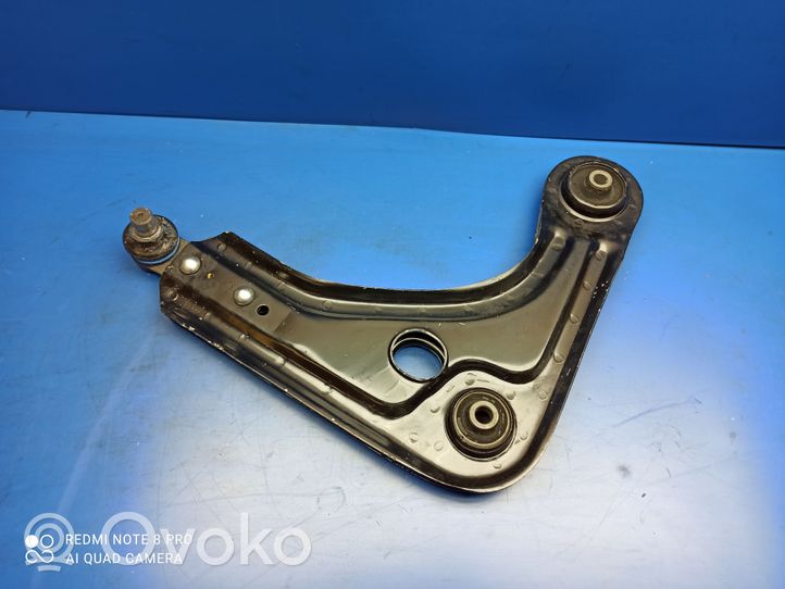 Ford Fiesta Braccio di controllo sospensione anteriore inferiore/braccio oscillante 7160504132