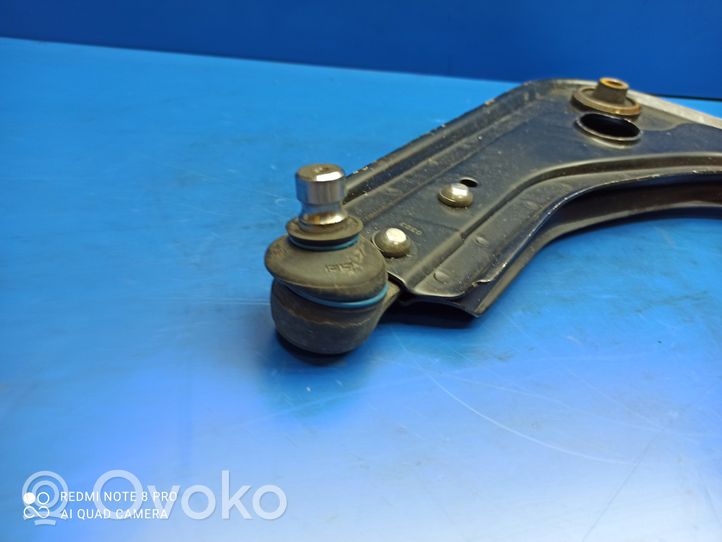 Ford Fiesta Braccio di controllo sospensione anteriore inferiore/braccio oscillante 7160504131