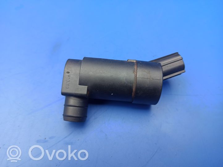 Volvo S40 Windscreen/windshield washer pump S40