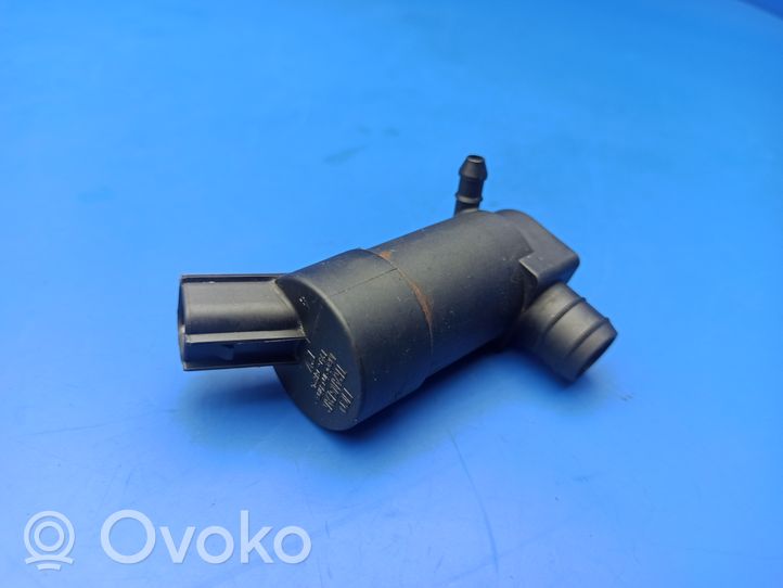 Volvo S40 Windscreen/windshield washer pump S40