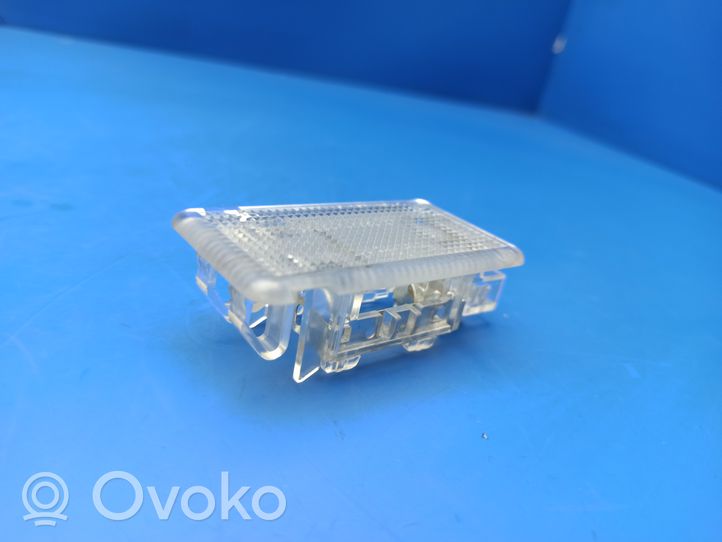 Volvo S40 Wewnętrzna lampka bagażnika 30755108