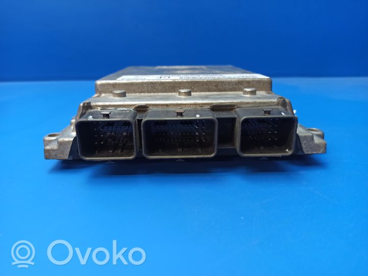 Ford Transit Calculateur moteur ECU 8C1112A650CE