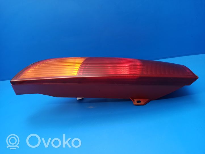 Ford Focus Luci posteriori XS4113405A