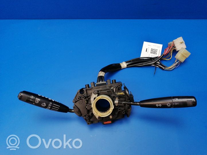 Subaru Impreza I Commodo, commande essuie-glace/phare 178130