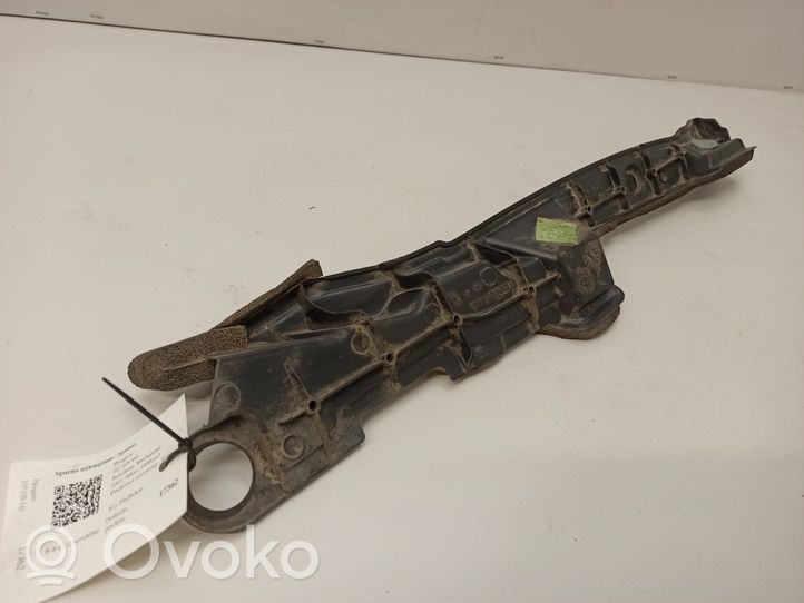 Peugeot 107 Panel wykończeniowy błotnika 538270H010