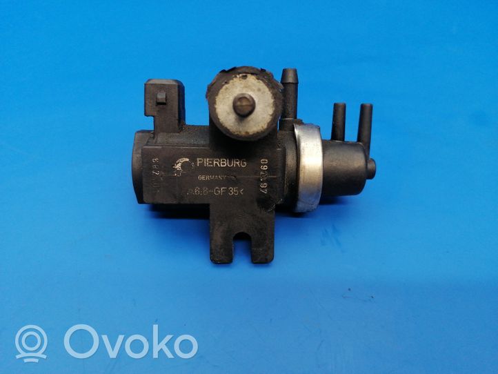 BMW 7 E38 Vacuum valve 72190323