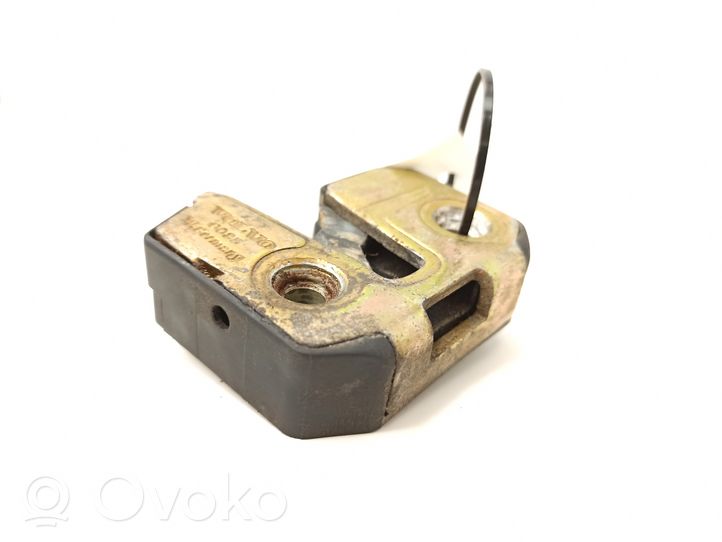 Volvo 760 Front door lock 6085