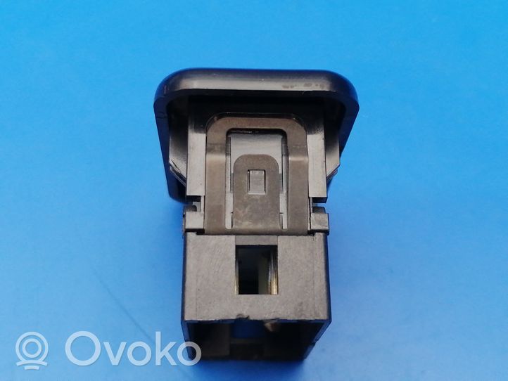 Volvo 760 Electric window control switch 1362551