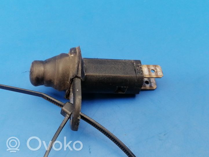 Volvo 760 Sensore portiera anteriore 1362769