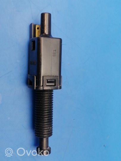 Volvo 760 Brake pedal sensor switch 004539