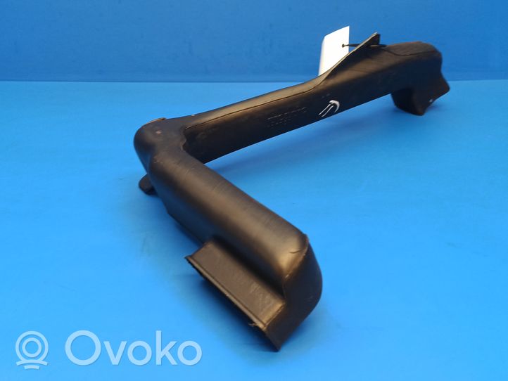 Volvo 240 Conduit d'air (cabine) 1307858