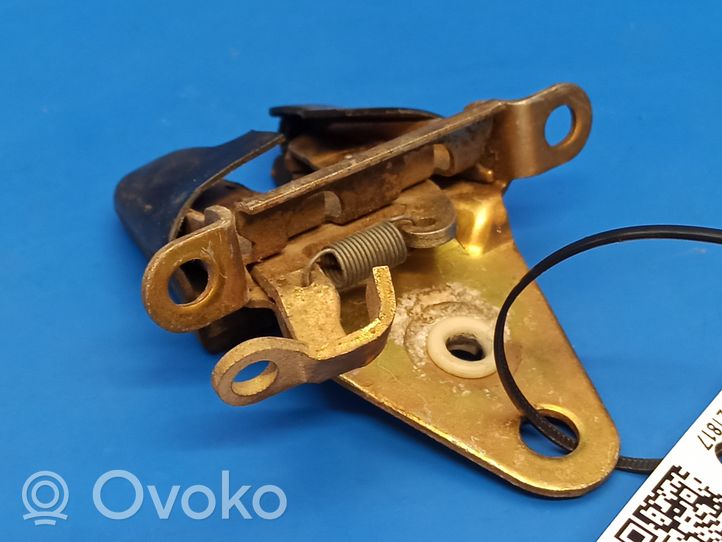 Volvo 240 Serrure de loquet coffre 12474926085