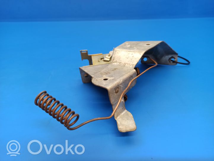 Volvo 240 Coolant heater control valve 