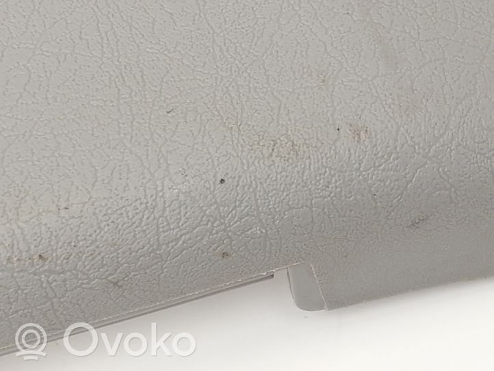 Volvo 760 Listwa pod lampę tylną 