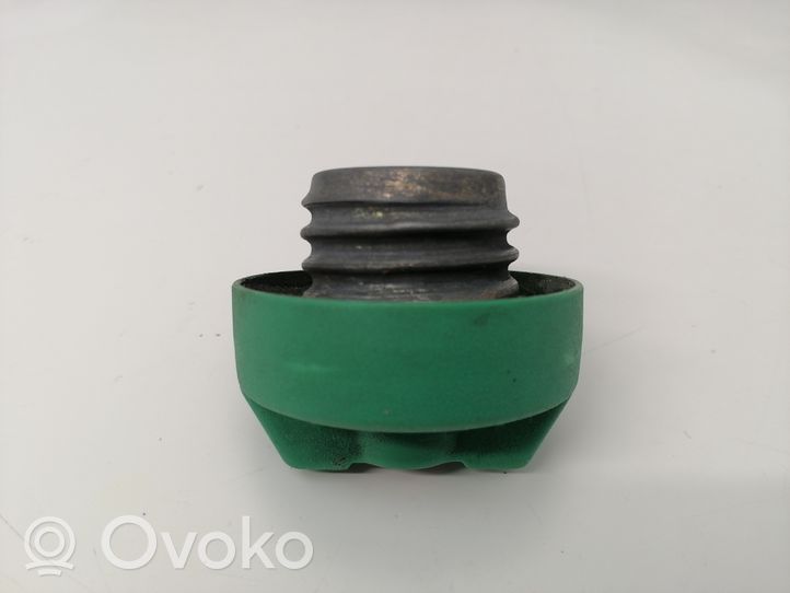 Volvo 760 Tappo del serbatoio del carburante 3514219